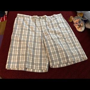Shark Greg Norman for Tasso Elba Mens Golf Shorts Plaid Size 38